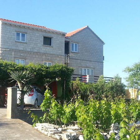 Apartments Sunce Lumbarda Esterno foto